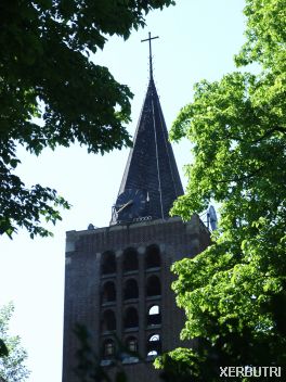 Ferdinand bezoekt de voormalige Sint Josephkerk in Tivoli, Eindhoven