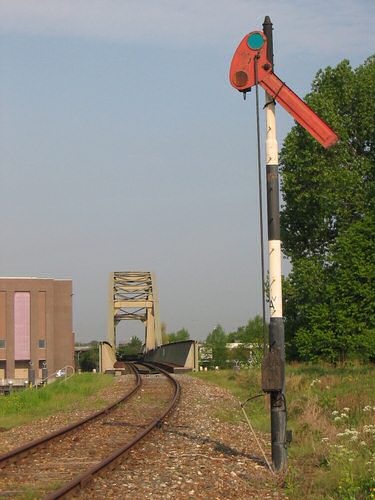 An old dutch signal befor the Maastricht railwaybridge