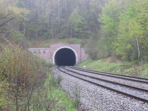 Western portal of the tunnel de Botzelaer